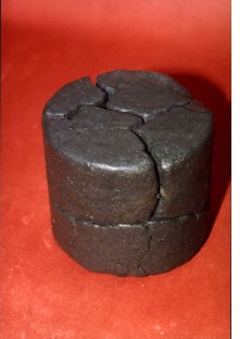 Baustoff f�r Bodenstabilisierung, Zerst�rung durch Einlagerung in Deponat